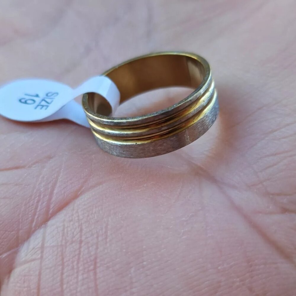 Fashion Ring Unisex Ring Band Silver Tone Fashion Jewlry Size 9 NWT - Picture 7 of 13